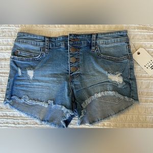 NEW Women’s Billabong Shorts with Tags!
